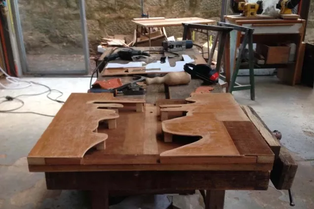 Wooden workshop bench. Photo.